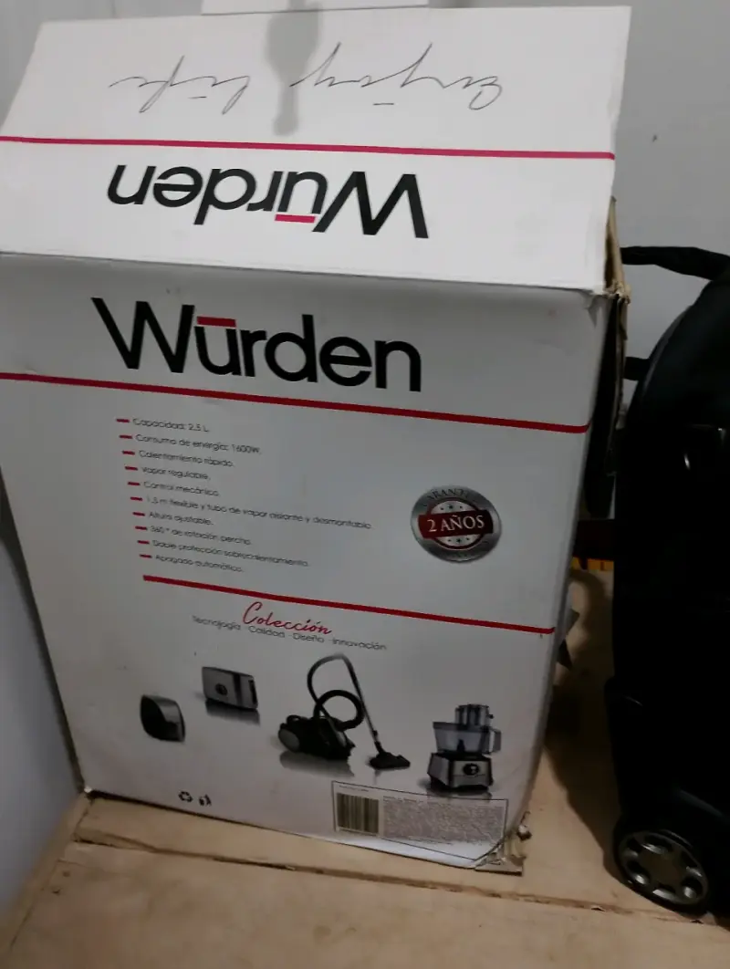 Vaporizador de Ropa Würden 2.5L 1600W - 1