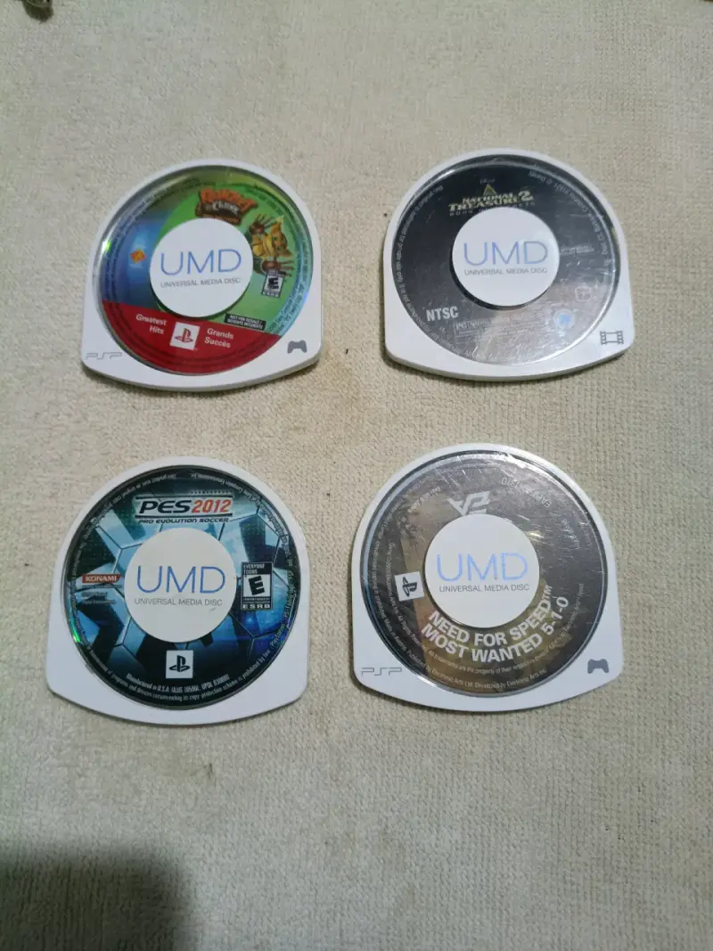 Colección de juegos UMD para PSP - 1