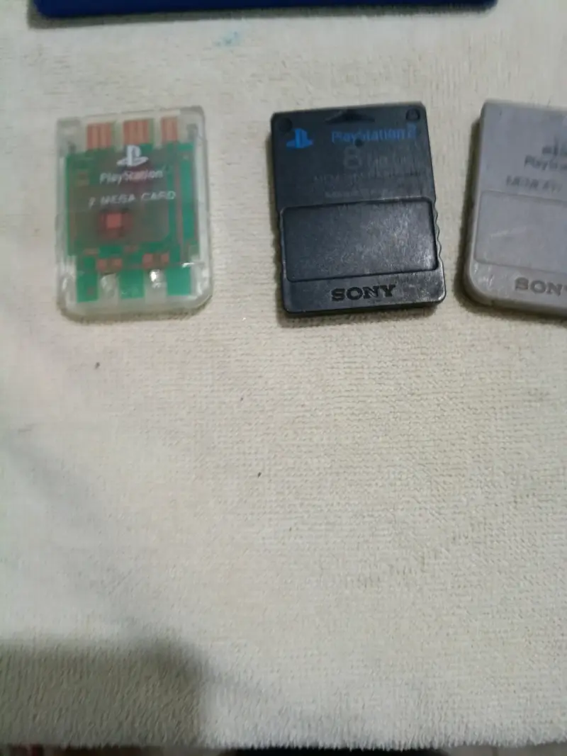 Consola Sony PlayStation 1 con juegos y accesorios - 3