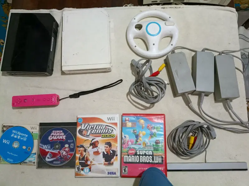 Consolas Nintendo Wii con accesorios y juegos - 1