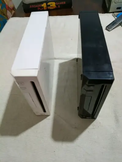Consolas Nintendo Wii con accesorios y juegos - miniatura 2