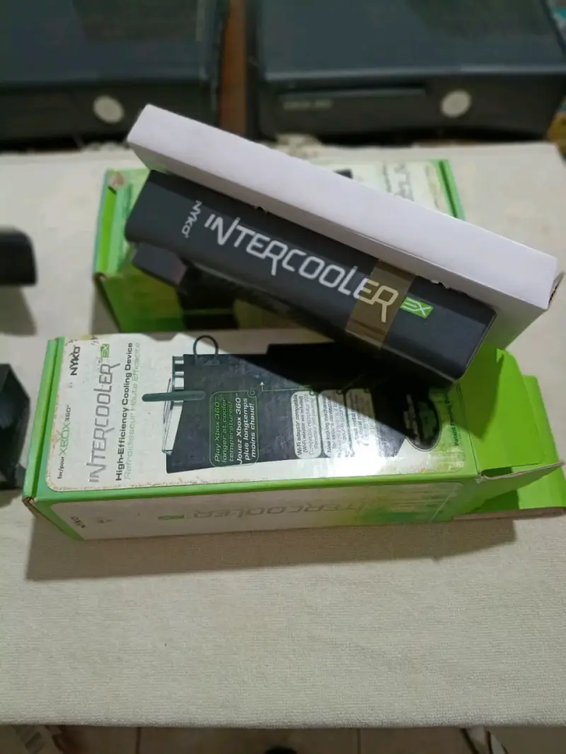 Consola Xbox 360 con juegos y accesorios - 4