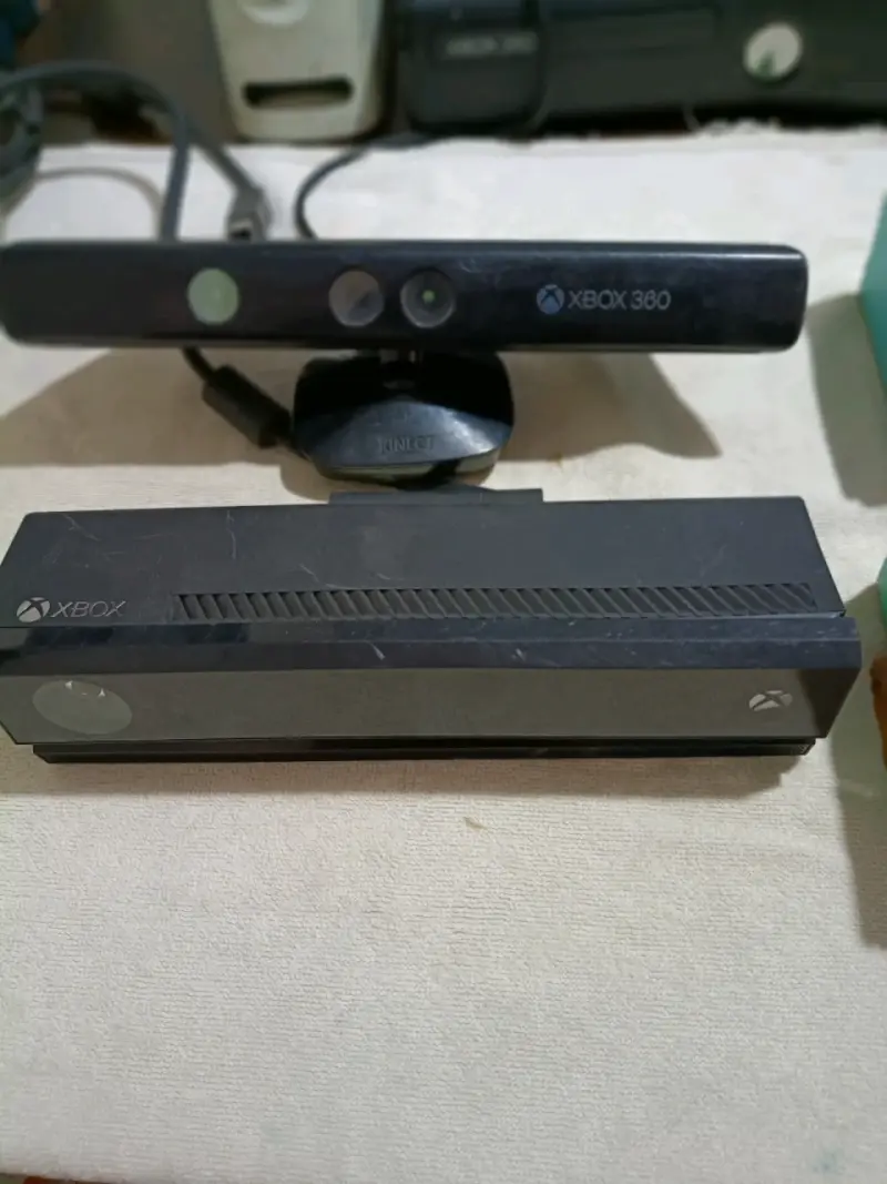 Consola Xbox 360 con juegos y accesorios - 5