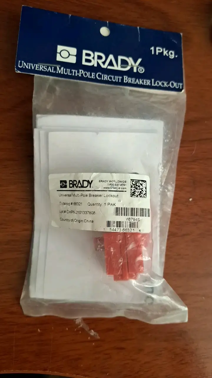 Bloqueo universal para disyuntor multipolar Brady