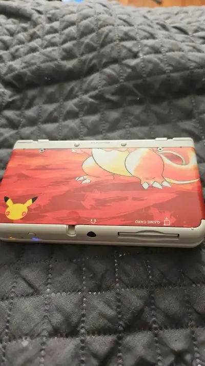 Consola New Nintendo 3DS con 2 juegos y cargador - miniatura 4