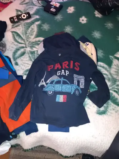 Lote de ropa infantil variada - miniatura 2