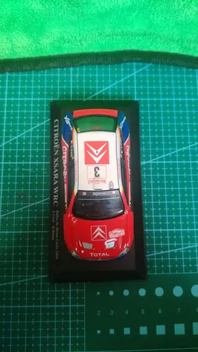 Modelo a escala Toyota Corolla WRC 1999 - miniatura 5