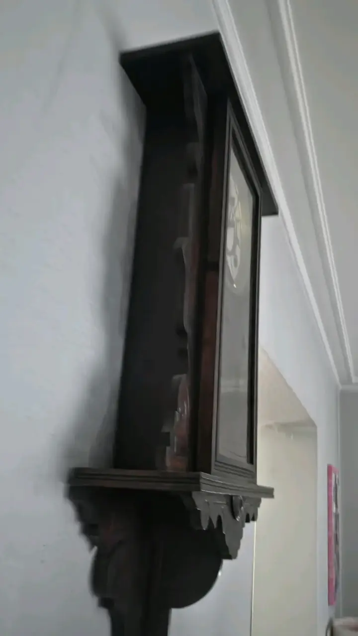 Reloj de pared antiguo de madera con péndulo - 3