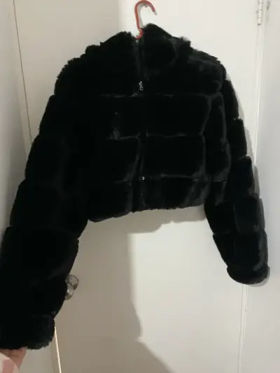 Peludito negro Shein talla L - miniatura 1