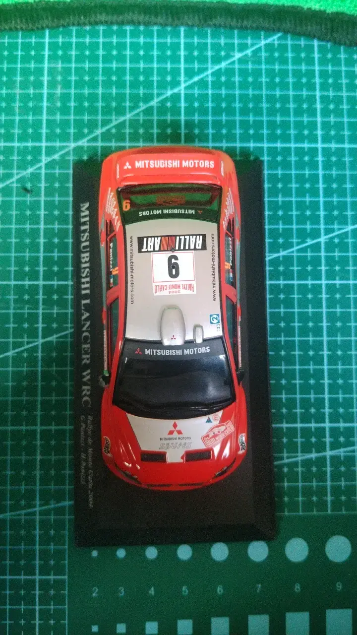 Modelo a escala Mitsubishi Lancer WRC 2004 - 5