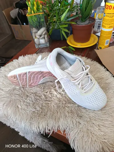 Zapatillas deportivas blancas Under Armour para mujer - miniatura 6
