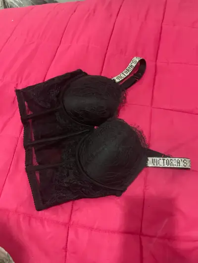 Bralette de encaje negro Victoria's Secret nuevo - miniatura 1
