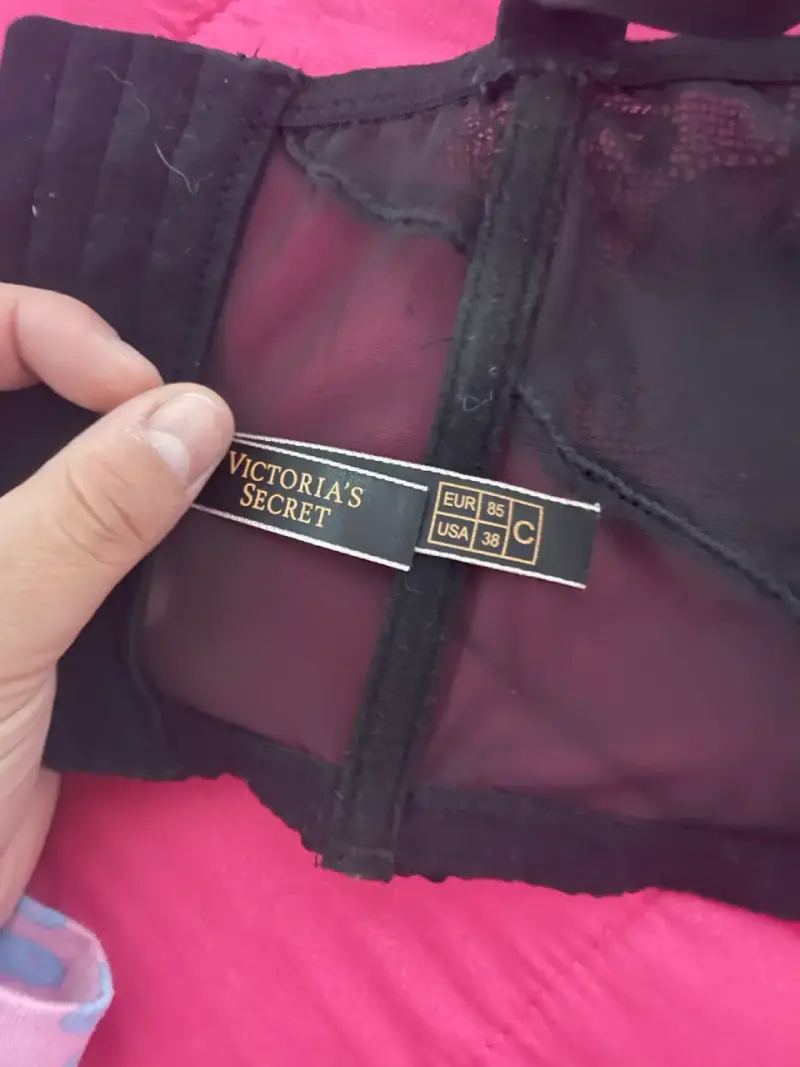 Bralette de encaje negro Victoria's Secret nuevo - 2