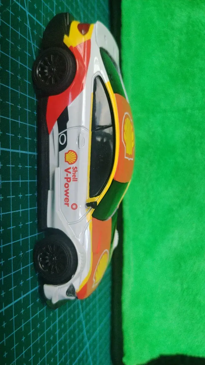 Auto de juguete BMW Shell V-Power - 1