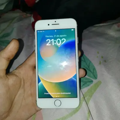 iPhone 8 en buen estado color blanco - miniatura 2
