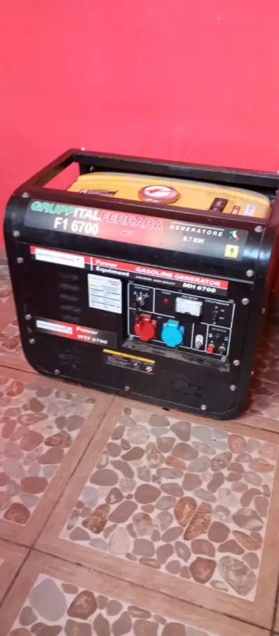 Generador a gasolina Gruppi Italia F1 6700 6.7KW - miniatura 4