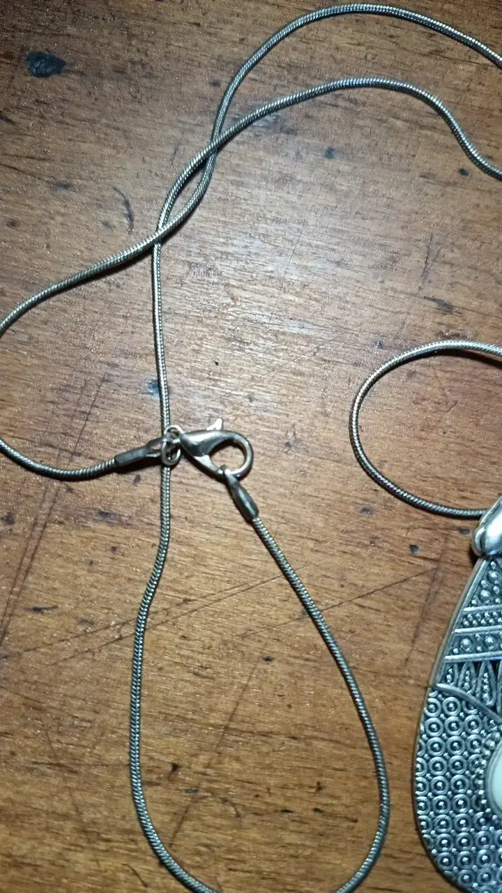 Collar con colgante de diseño étnico - 3