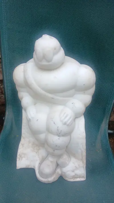 Figura decorativa del muñeco Michelin - miniatura 2