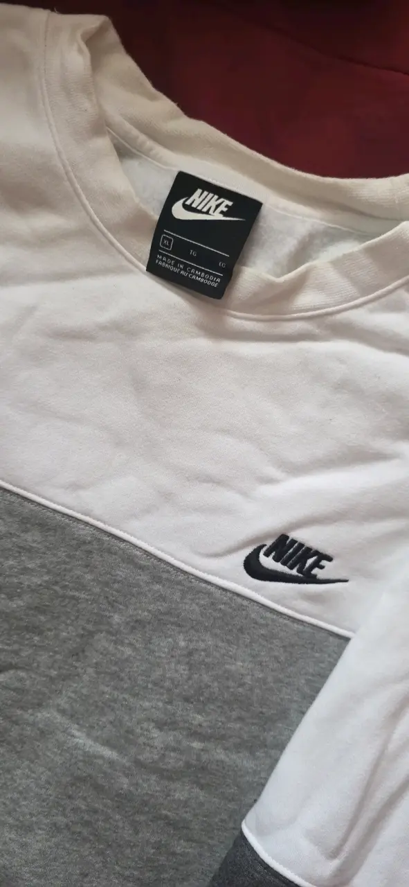 Polerón Nike bicolor gris y blanco - 2