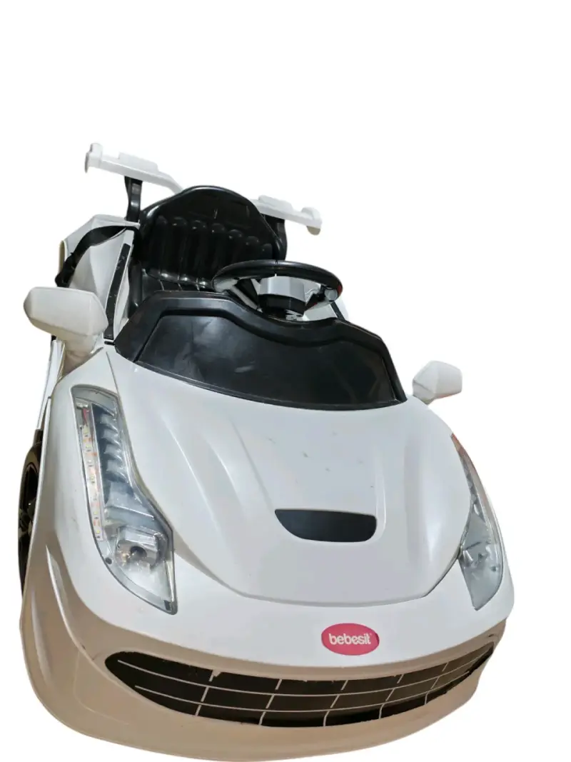 Auto eléctrico con contror para niños Bebesit - 2
