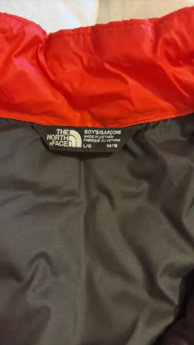 Chaqueta acolchada roja The North Face para niño - miniatura 2