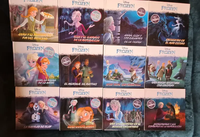 Colección Frozen II 12 Figuras,12 Libros,Estuche - 6