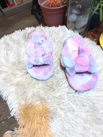 Pantuflas de felpa multicolor para mujer - miniatura 2
