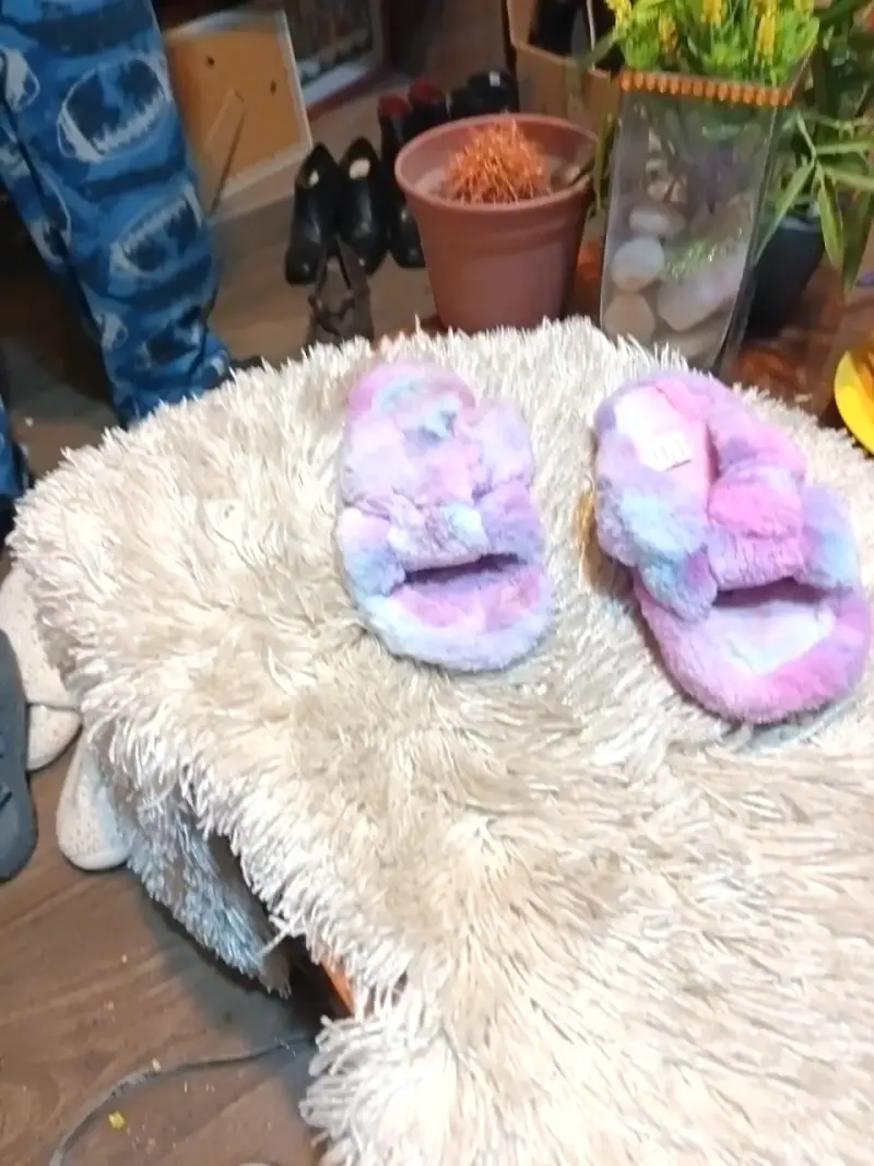 Pantuflas de felpa multicolor para mujer - 4