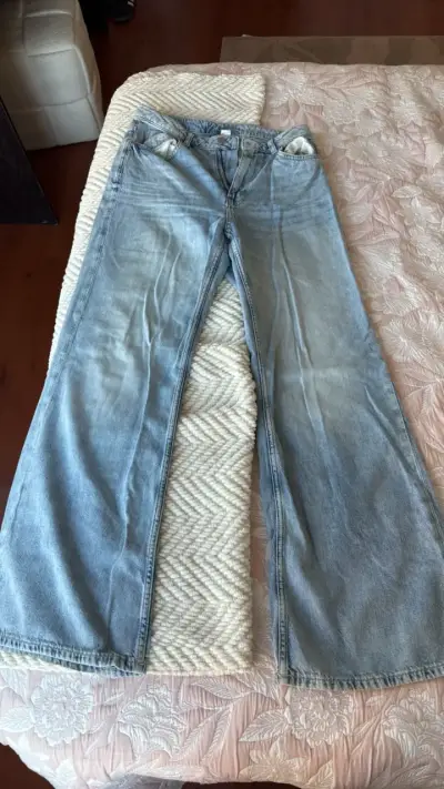 Jeans tiro alto - miniatura 1