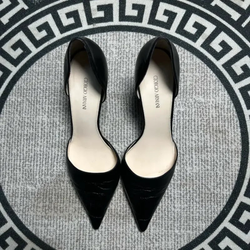 Tacones Negros Giorgio Armani Elegantes - 3
