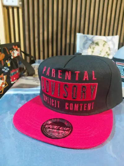 Gorras a la moda - miniatura 1