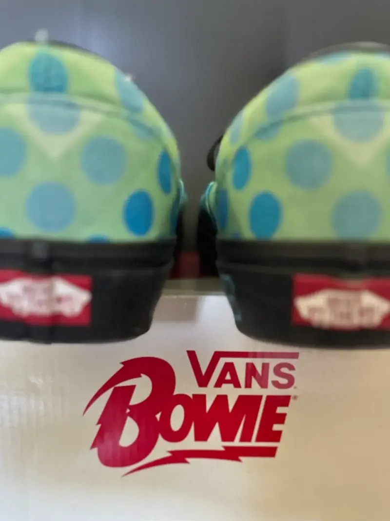 Zapatillas Vans Bowie edición especial con lunares - 3