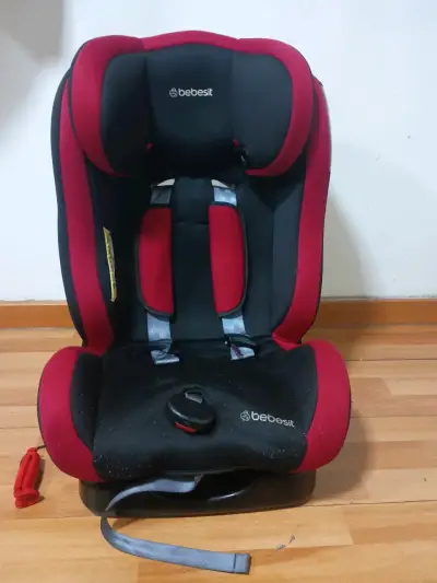 Silla de Auto Bebesit Roja y Negra - miniatura 1