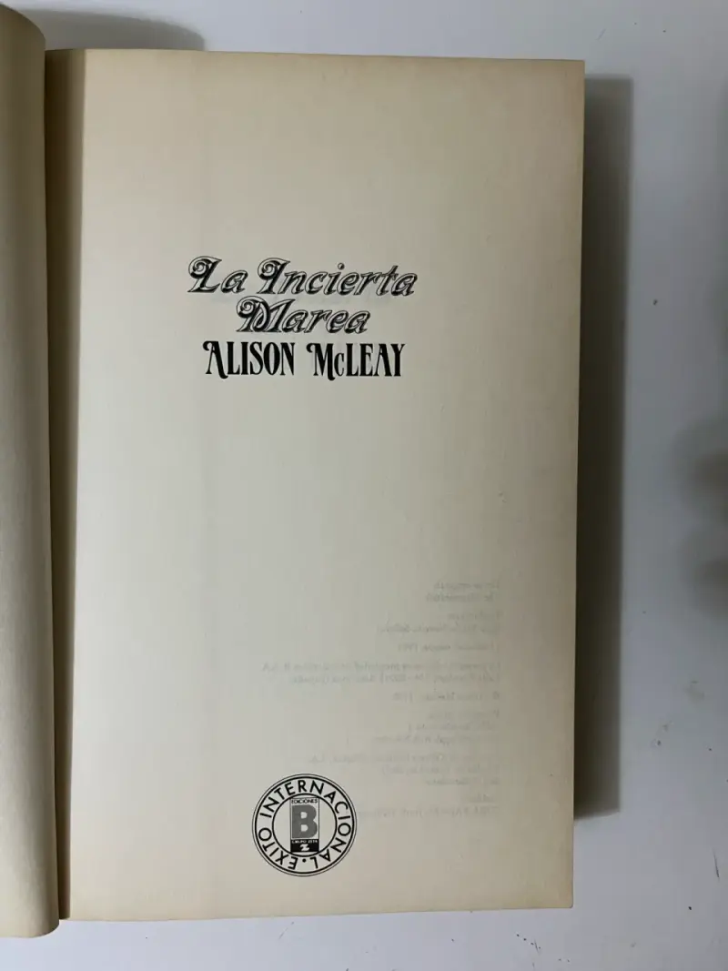 Libro 'La Incierta Marea' de Alison McLeay - 2