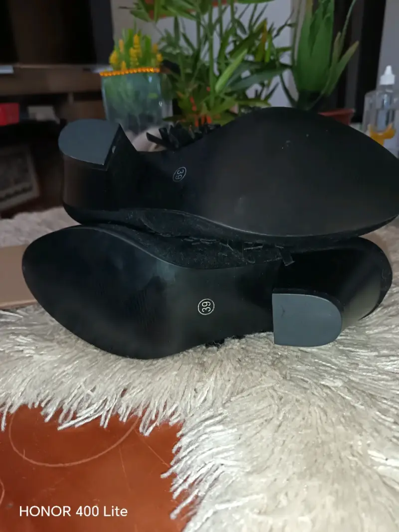 Botines de gamuza negros con flecos - 4