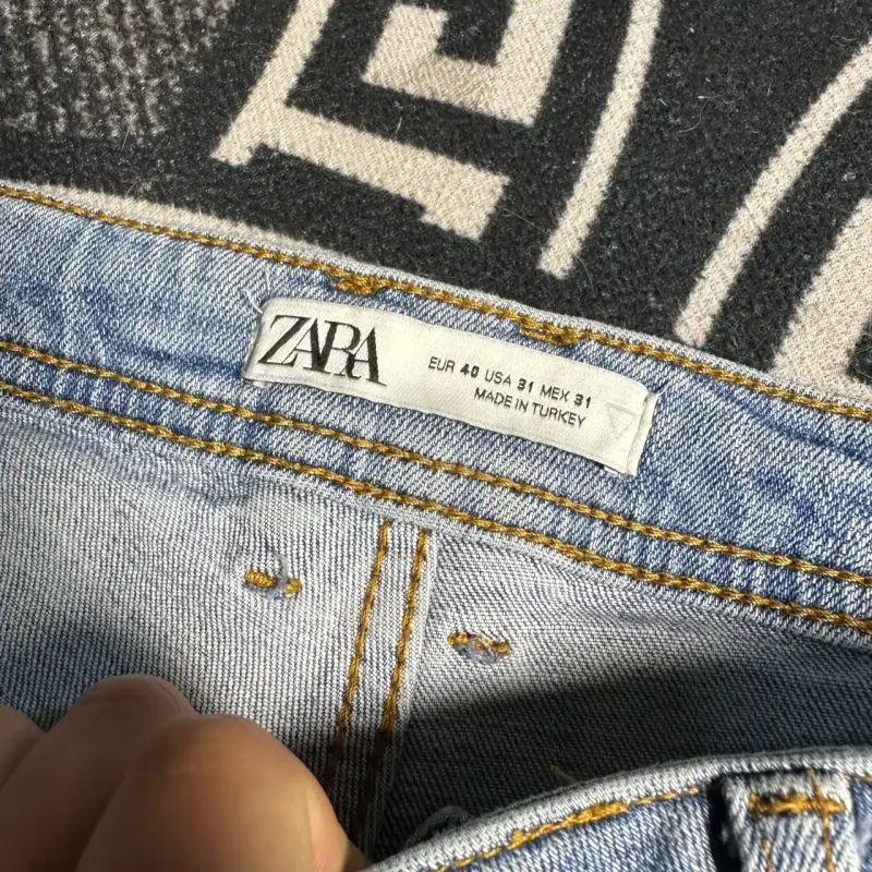 Jeans desgastados de mezclilla azul Zara Man - 5