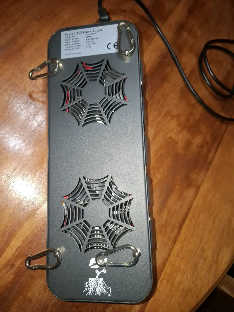 Luz LED de cultivo Tesla con doble foco - 2