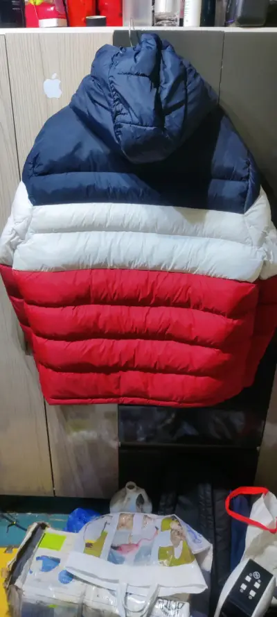 Chaqueta acolchada Tommy Hilfiger tricolor - miniatura 3