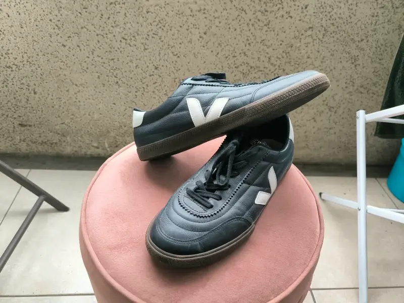 Zapatillas deportivas negras Veja para hombre - 4