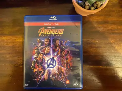 Blu-ray y DVD Avengers: Infinity War - miniatura 1