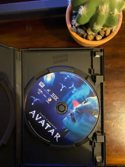 Película Avatar en DVD edición Blockbuster - miniatura 2