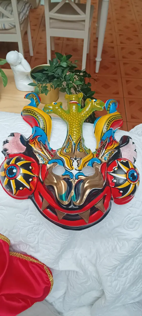 Disfraz de Diablada con Máscara Colorida - 4
