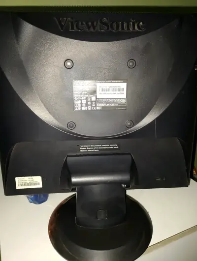 Monitor LCD ViewSonic VA702b 17 pulgadas - miniatura 6