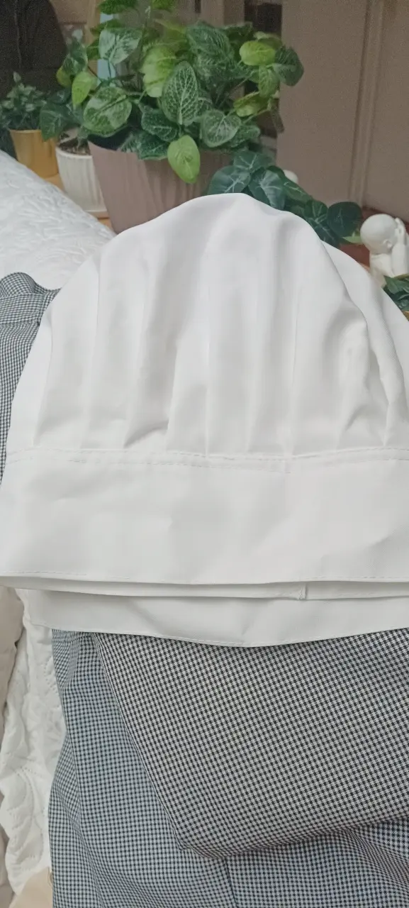 Conjunto de ropa de chef con gorro blanco - 2