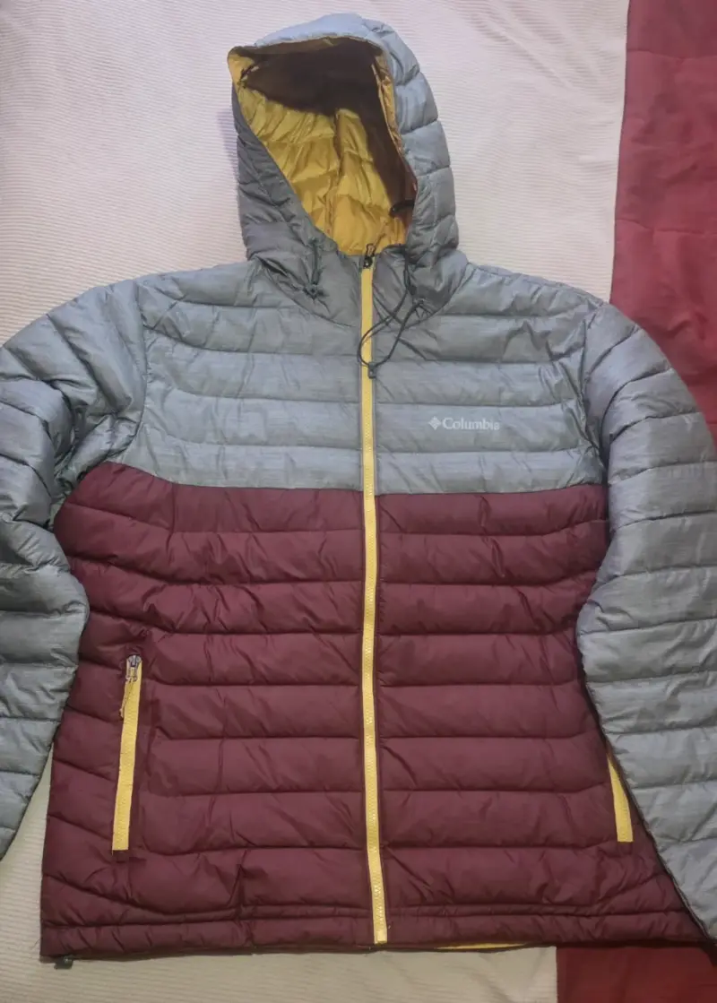 Chaqueta Columbia acolchada bicolor con capucha - 1