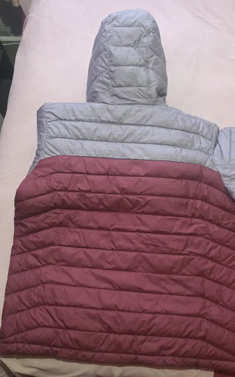 Chaqueta Columbia acolchada bicolor con capucha - 4