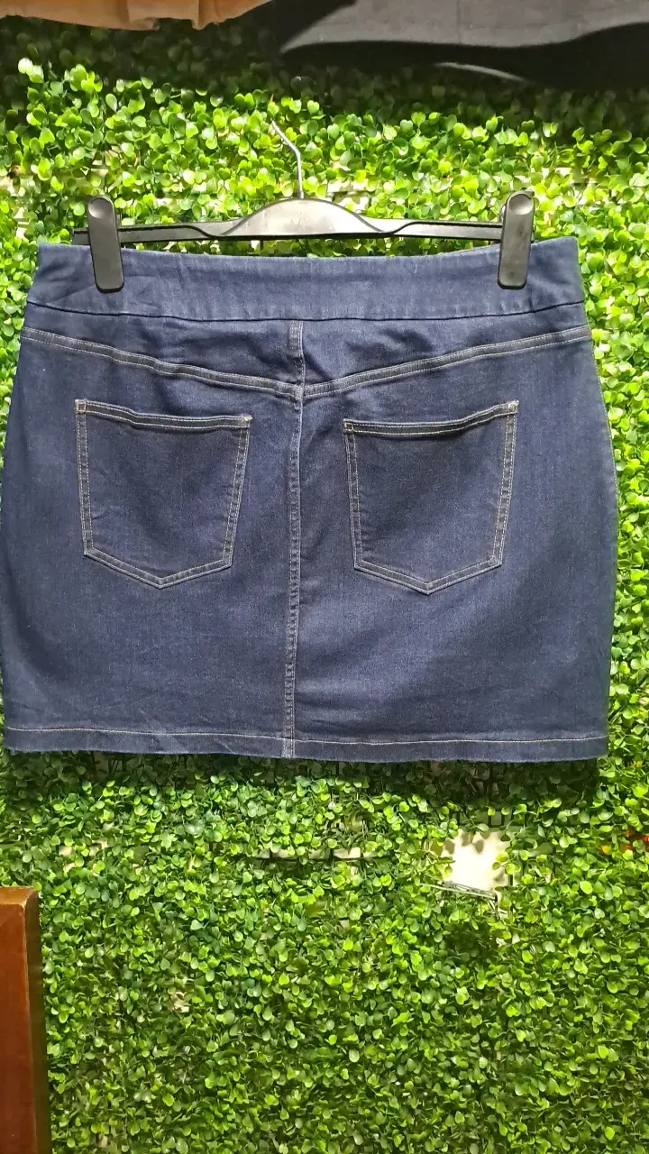 FALDA SHORT ✨ L / XL - 2
