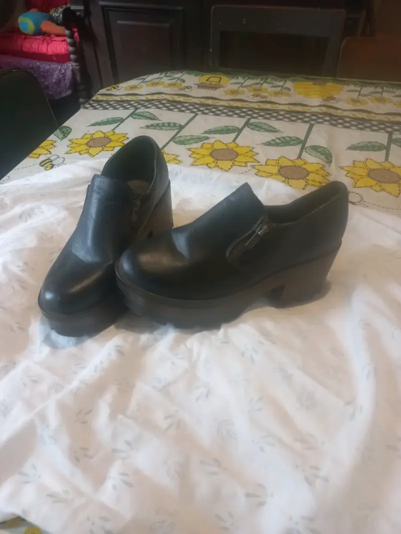 Zapatillas altas a cuadros blanco y negro - 5