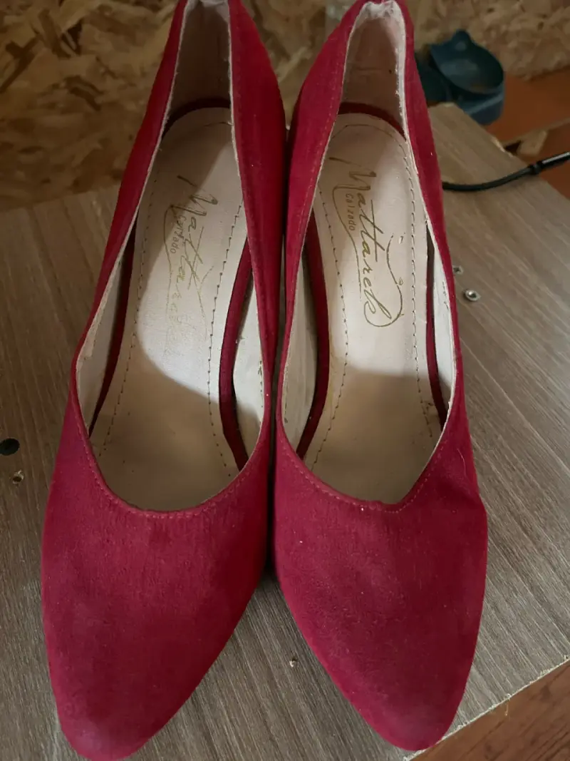 Zapatos de tacón rojo elegante para mujer - 4