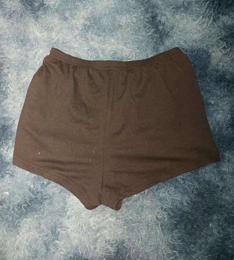 Shorts deportivos negros para hombre